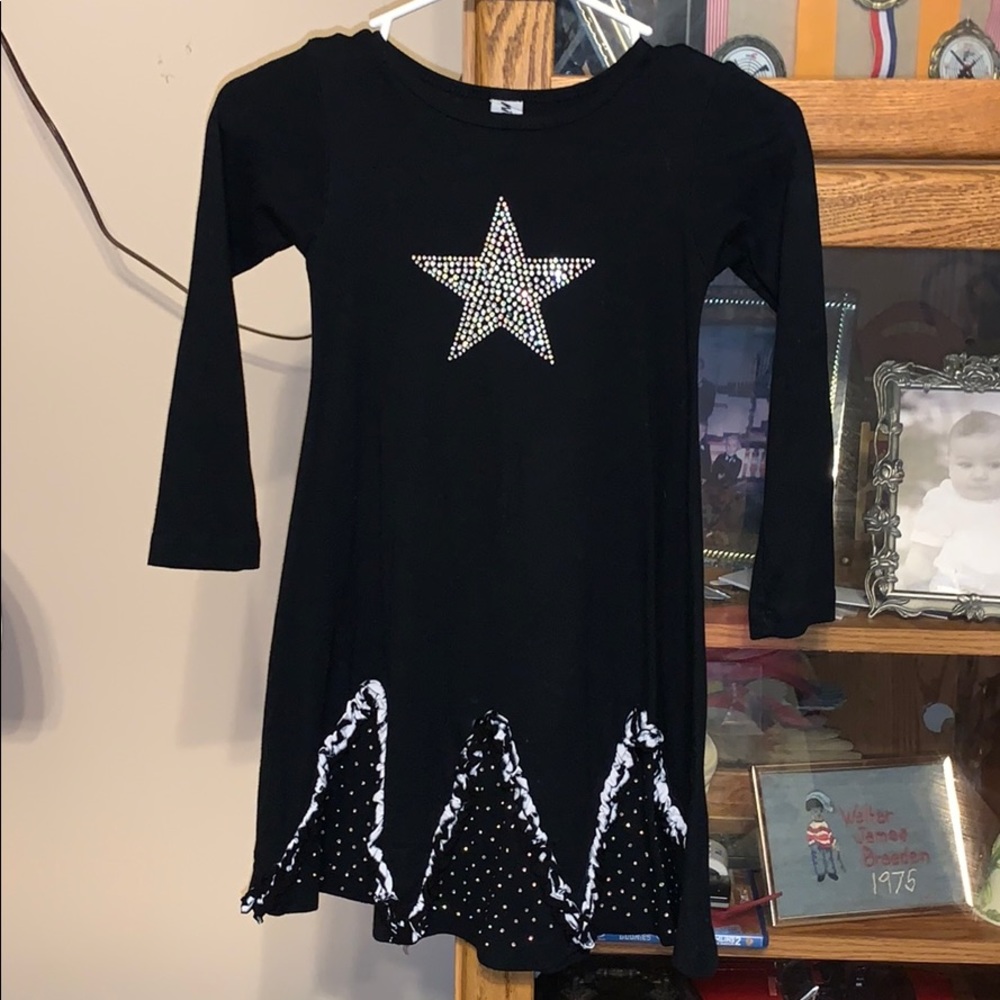 Black star dress